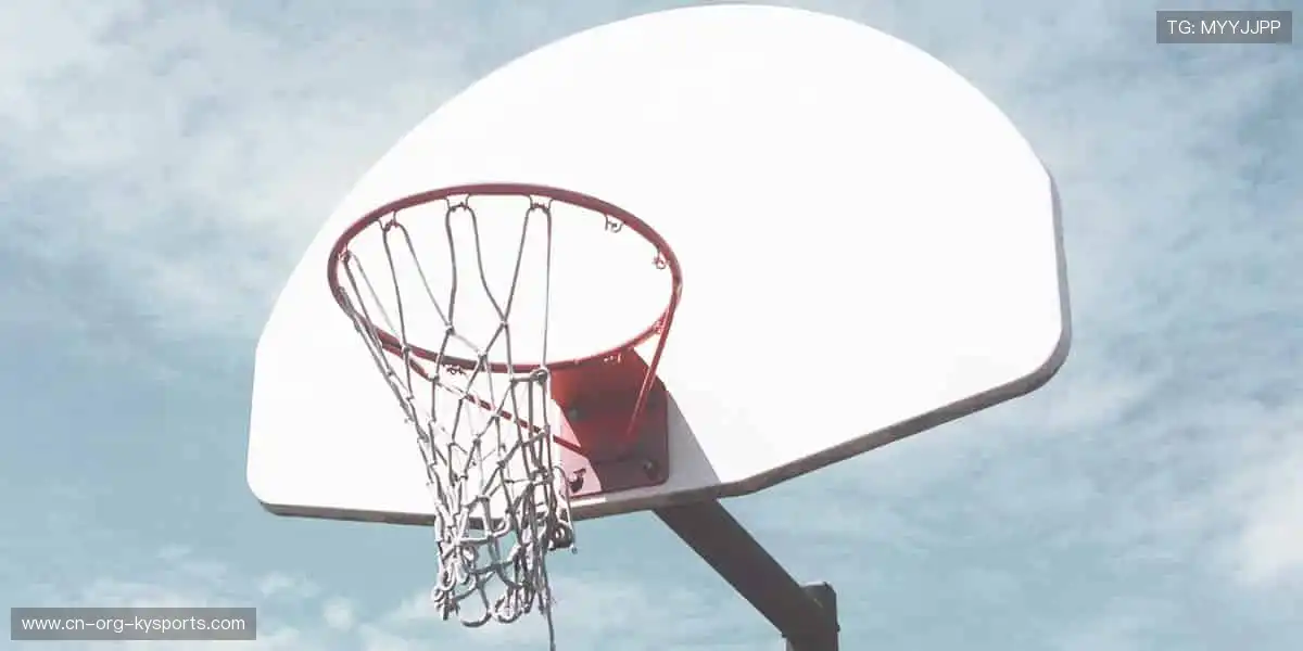 📱 实时比分、精彩回放,